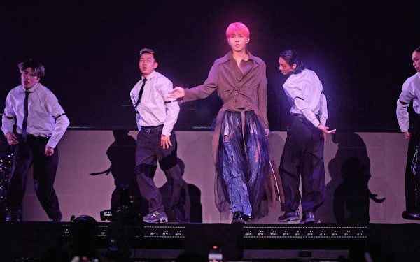 炎亞綸開場熱舞三連發炸翻高流 自嘲40歲喊累