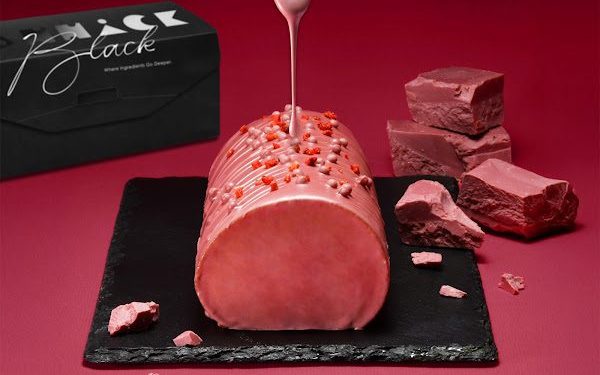 亞尼克母親節獻寶石級饗宴 「紅寶石巧克力脆皮生乳捲」奢華登場