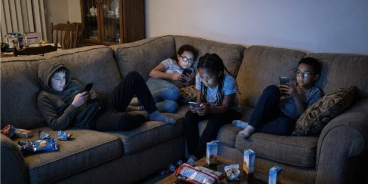 短影音世代孩子不會說話「語你前行」口語表達訓練 讓親子教育從聆聽與溝通課程開始