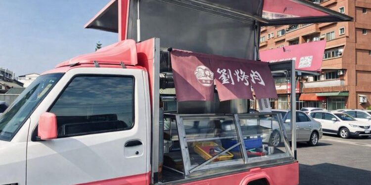 嘉義到府烤肉推薦 20年家傳秘製醬香 炭火現烤外燴首選