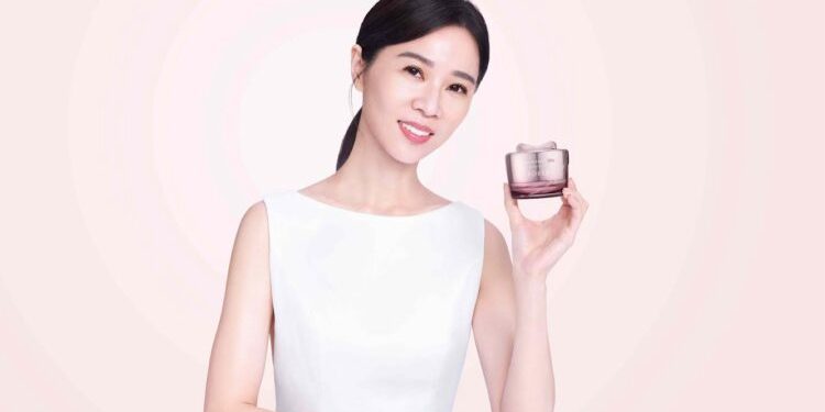 謝盈萱詮釋「剛剛好」保養美學