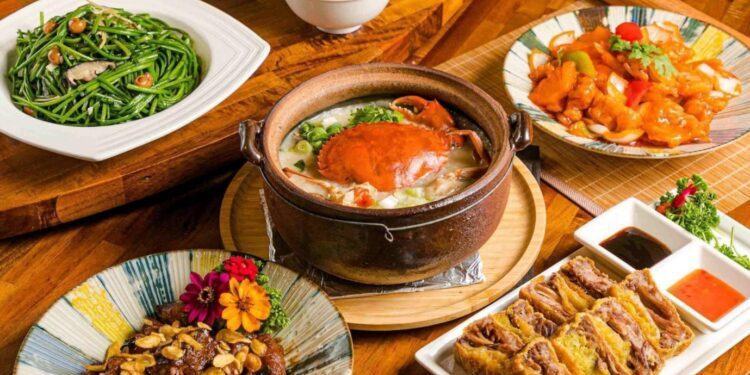 台中西區私房料理 感受優雅老宅與慢火砂鍋粥新款待文化