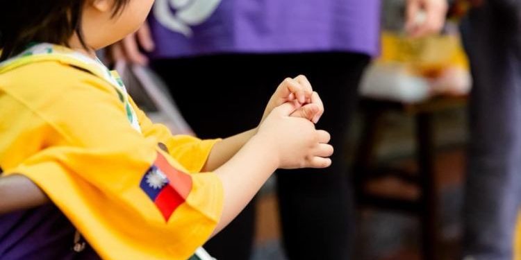 關懷「搓手天使」 尚霆興業總監陳祥宇用行動傳遞愛