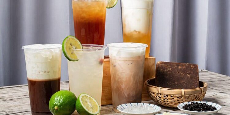 礁溪手搖飲推薦 功夫茶回甘韻味結合鮮乳、原汁 天然更順口