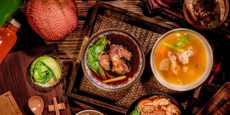 台南特色牛肉麵 自種木鱉果融入黃牛骨湯 打造健康新指標
