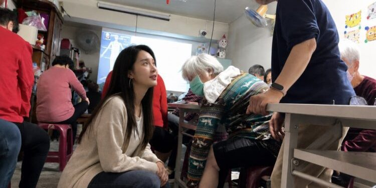共學與你創辦人陳柔穎走進社區！　以課程陪伴長者，也把關懷帶進日常