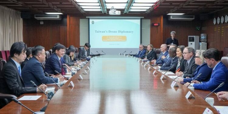 外交部誠摯歡迎美國密西根州州長魏美桂率團訪問台灣