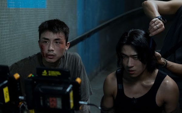 江𤒹生、陳毅燊真打到瘀青！《我們不是什麼》開拍3天先拍床戲