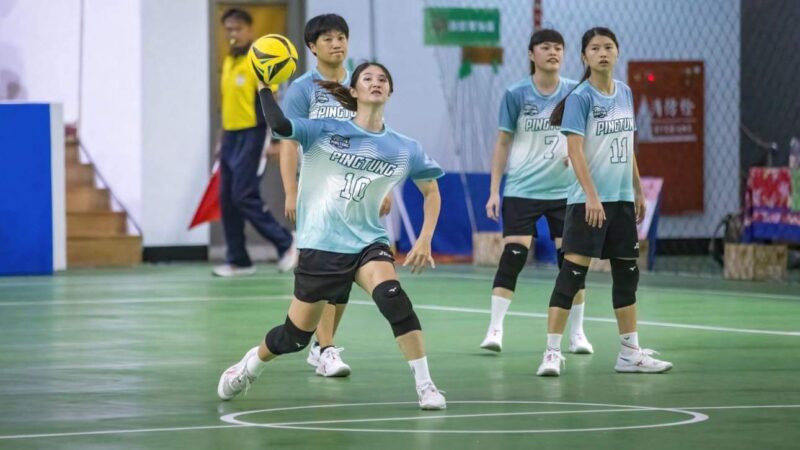 04_e5b18fe69db1e7b8a3e8bab2e981bfe79083e5a5b3e5ad90e981b8e6898be59ca8e5a0b4e4b88ae79a84e88bb1e5a7bf_0-800x450-1