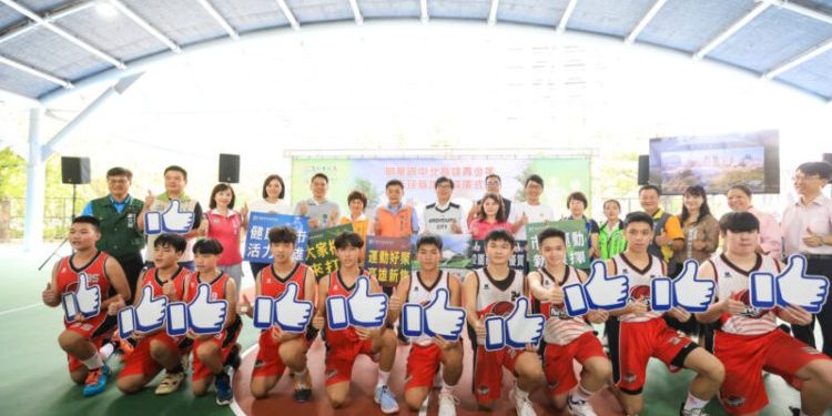 明華國中北高雄青少年籃球基地落成 陳其邁:提供北高民眾優良運動場所