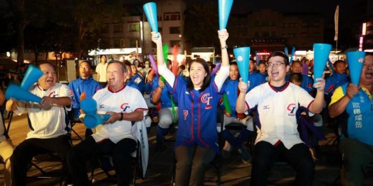 12強賽新王者誕生！ 中華隊奪冠改寫歷史