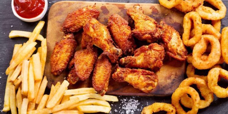 板橋隱藏版早午餐 雞油炒泡麵＋手工水餃在地人激推