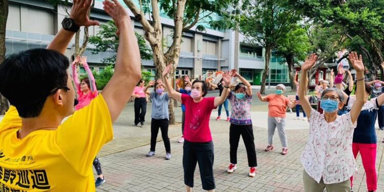 「燃燒運動熱情 挑戰人生下半場」樂齡巡迴運動指導團成果發表會