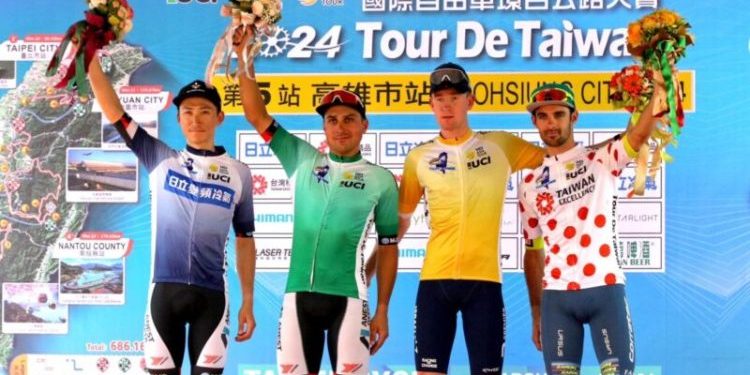 2024國際自由車環台賽高雄最終站 陳其邁鳴笛開賽