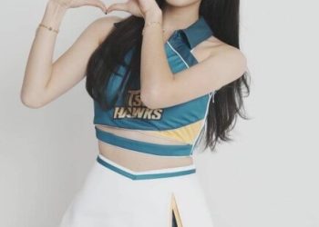 高雄愛河端午國際龍舟嘉年華 啦啦隊女神安芝儇陪你一起加油