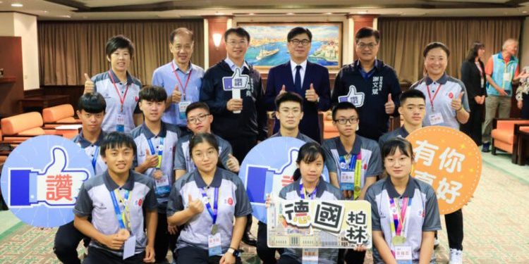 高市長陳其邁激勵特奧選手：勇於挑戰 追求夢想