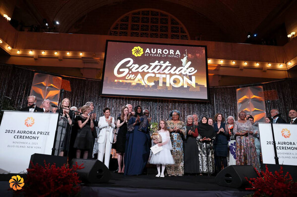2025 Aurora Prize 頒獎典禮於紐約埃利斯島舉行，2025 年 11 月 6 日 © Victor Boyko/Getty Images for Aurora