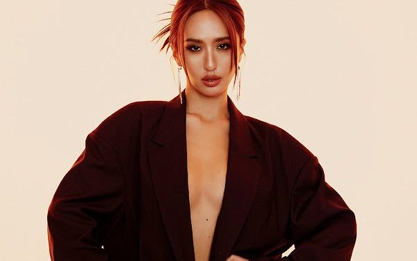 豹紋鋼管舞vs 國際T台爆走位 薔薔×婷婷性感大爆炸！