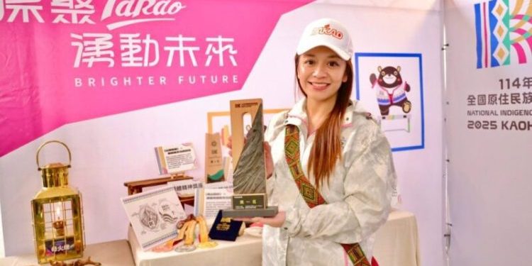 全國原住民族運動會在高雄 TAKAO HERO接旗贏接勝利