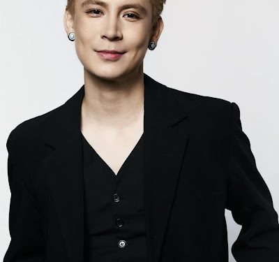 李榮浩力讚的靈魂歌手 step.jad依加「夜奔」台北開唱