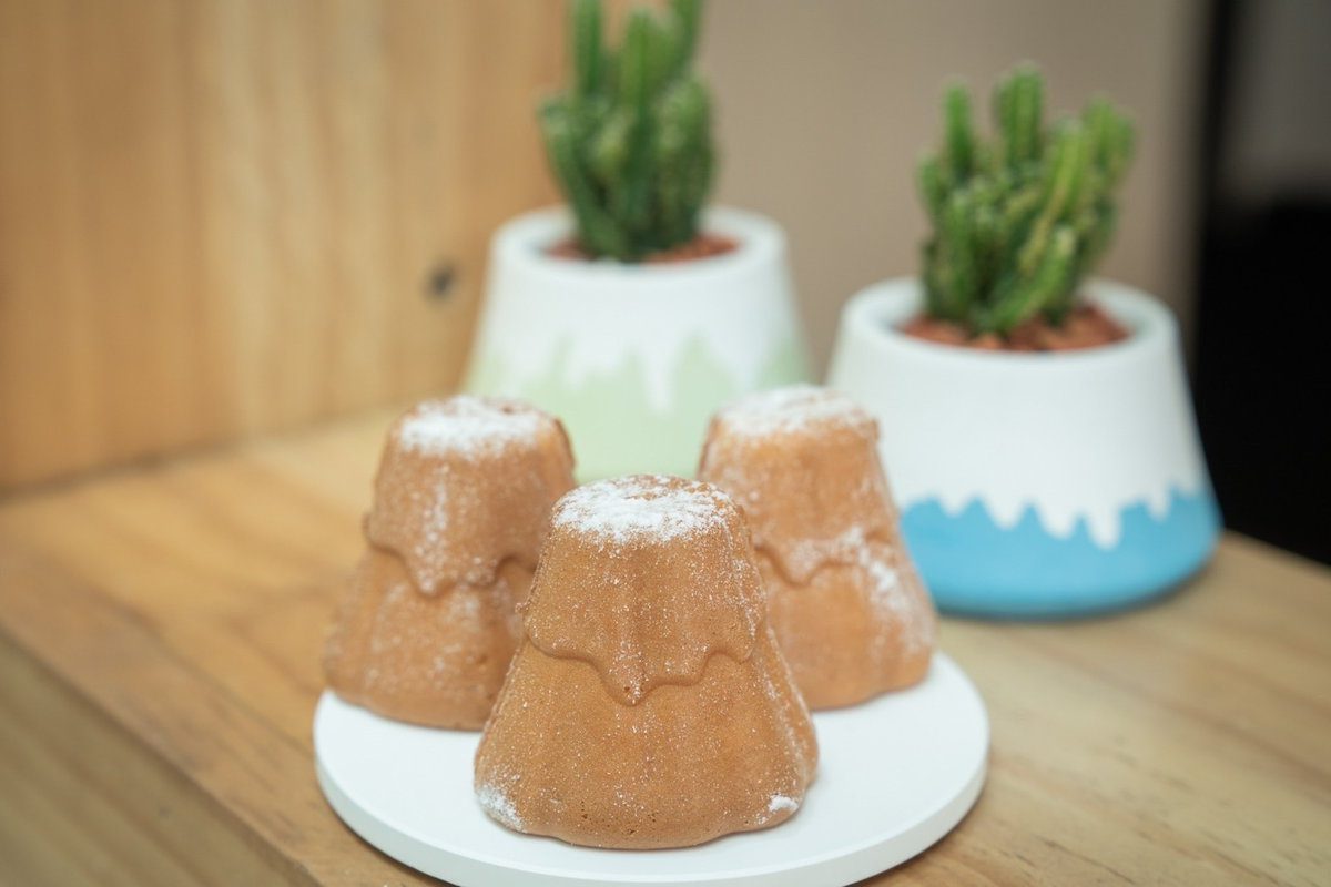 e9ab98e99b84e59ca8e59cb0e99d92e5b9b4e694a4e59586e6a5ade88085e4bba5e697a5e69cace5af8ce5a3abe5b1b1e782bae78da8e5aeb6e980a0e59e8be79a84e99b9ee89b8be7b395efbc8ce786b1e68385e4bba5e789b9e889b2e5b08fe9bb9ee6