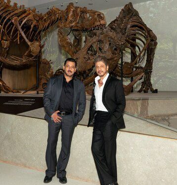 寶萊塢巨星 Shah Rukh Khan 及 Salman Khan 現身阿布扎比自然史博物館 VIP 開幕禮