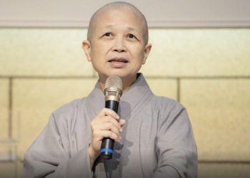 釋昭慧拒領行動引爆道德綁架質疑