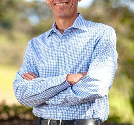 McKinsey 與 General Catalyst 亮相 CES 主題演講舞台，接受 All-In 現場訪談