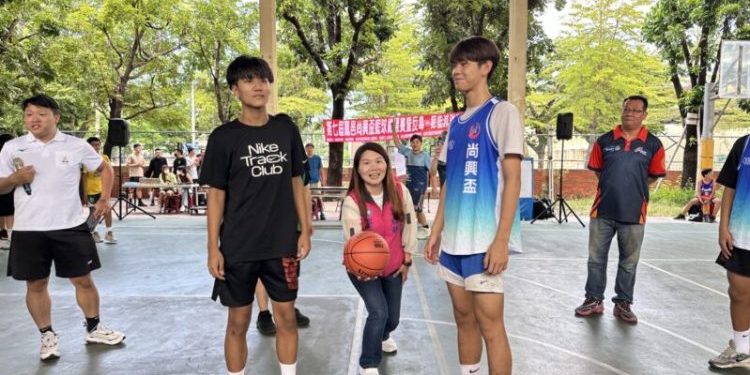 鳳山青年國中蟬聯鳳邑尚興盃籃球賽冠軍