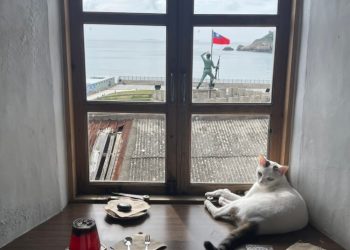 關於藝術島 「一起回島吧」