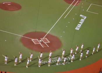 本屆世界棒球12強台北大巨蛋預賽時 長榮航空唯一贊助的航空業者