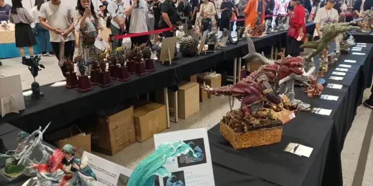 亞洲動漫創作展 擠爆花博