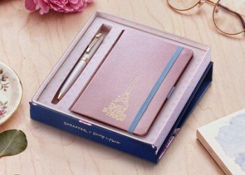 Sheaffer 推出全新《Emily in Paris》系列，寫情書給粉絲
