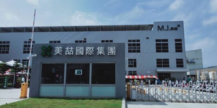 美喆-KY 11月營收持平