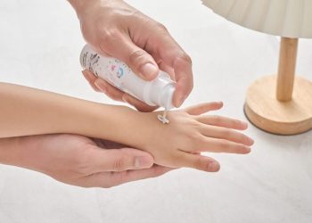 德國第三方測試肯定「灰灰乳」成親子護膚焦點 「30天安心體驗」協助家長降低選購壓力