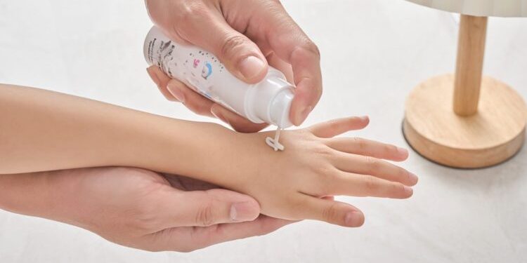 德國第三方測試肯定「灰灰乳」成親子護膚焦點 「30天安心體驗」協助家長降低選購壓力