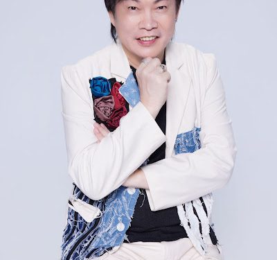 《2025苗栗耶誕城》重現歌廳秀輝煌時代 康康預告歌單藏亮點