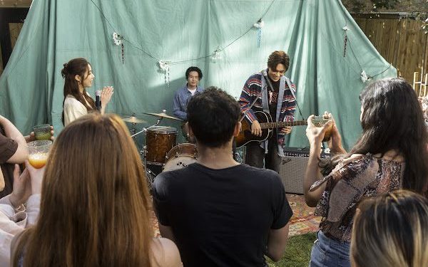 告五人化身「我愛紅娘」 在倫敦見證異國戀情CP感滿到溢出