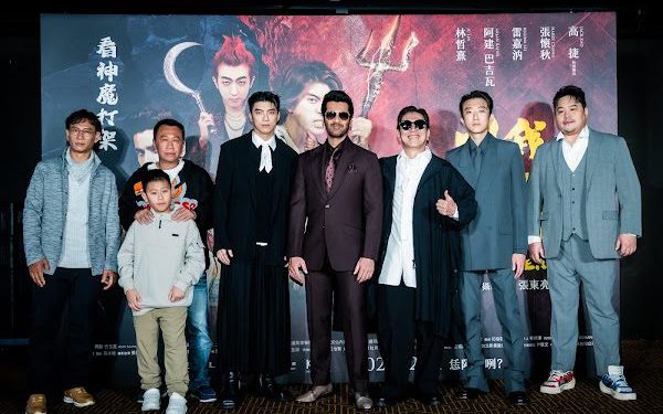 《叫我驅魔男神》跨年最狂奇幻喜劇!林哲熹攜手印度男星對抗阿修羅