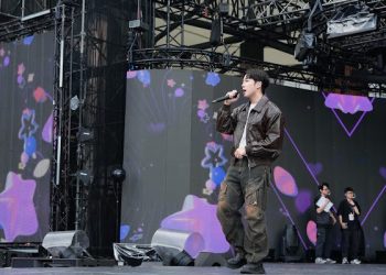 巨星耶誕演唱會彩排直擊 卡司表演舞臺設計搶先看