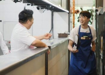 江宏傑再搭韓籍主廚 靠比手畫腳克服語言隔閡