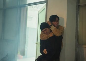 電影《那張照片裡的我們》抗議大場面300臨演上陣驚見「石頭雨」 振永一打五展俐落身手