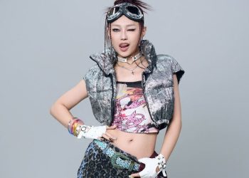 琟娜VERNA原地轉生 〈Okashii 奇怪欸〉 中二到很欠揍