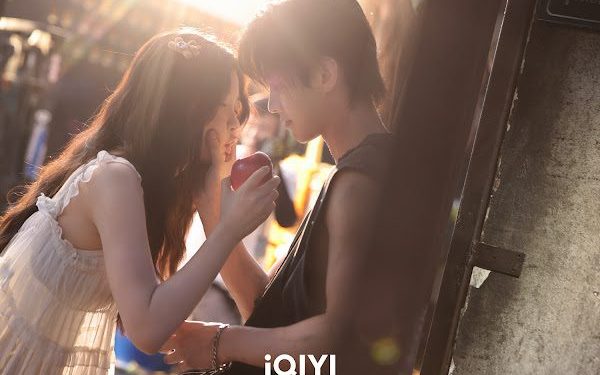 《雙軌》偽兄妹正式越線！虞書欣跟何與《雙軌》昏頭吻名場面登場掀討論