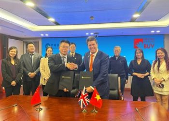 越南英國大學與中國留學服務中心建立戰略夥伴關係，共同推動亞洲人才流動