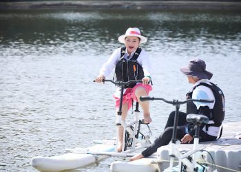 民視《超級冰冰Show》蟬聯收視冠軍 白冰冰率班底苗栗一日遊放鬆充電