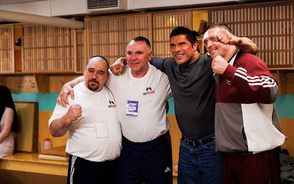 《重擊人生》私密拍攝手法驚豔諾蘭 A24影迷必收限定特典公開