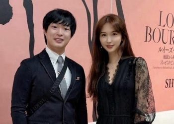 挑戰到像在饒舌！蔣榮宗玩語音錄製笑喊：「藝術家名字好難唸」