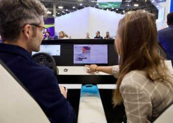 DXC 於 CES 2026 推出新一代汽車軟件平台 AMBER