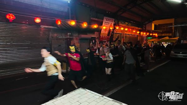 密室逃脫節目瞬間成「萬人大逃殺」陳漢典帶頭狂奔驚喊「大家都瘋了」